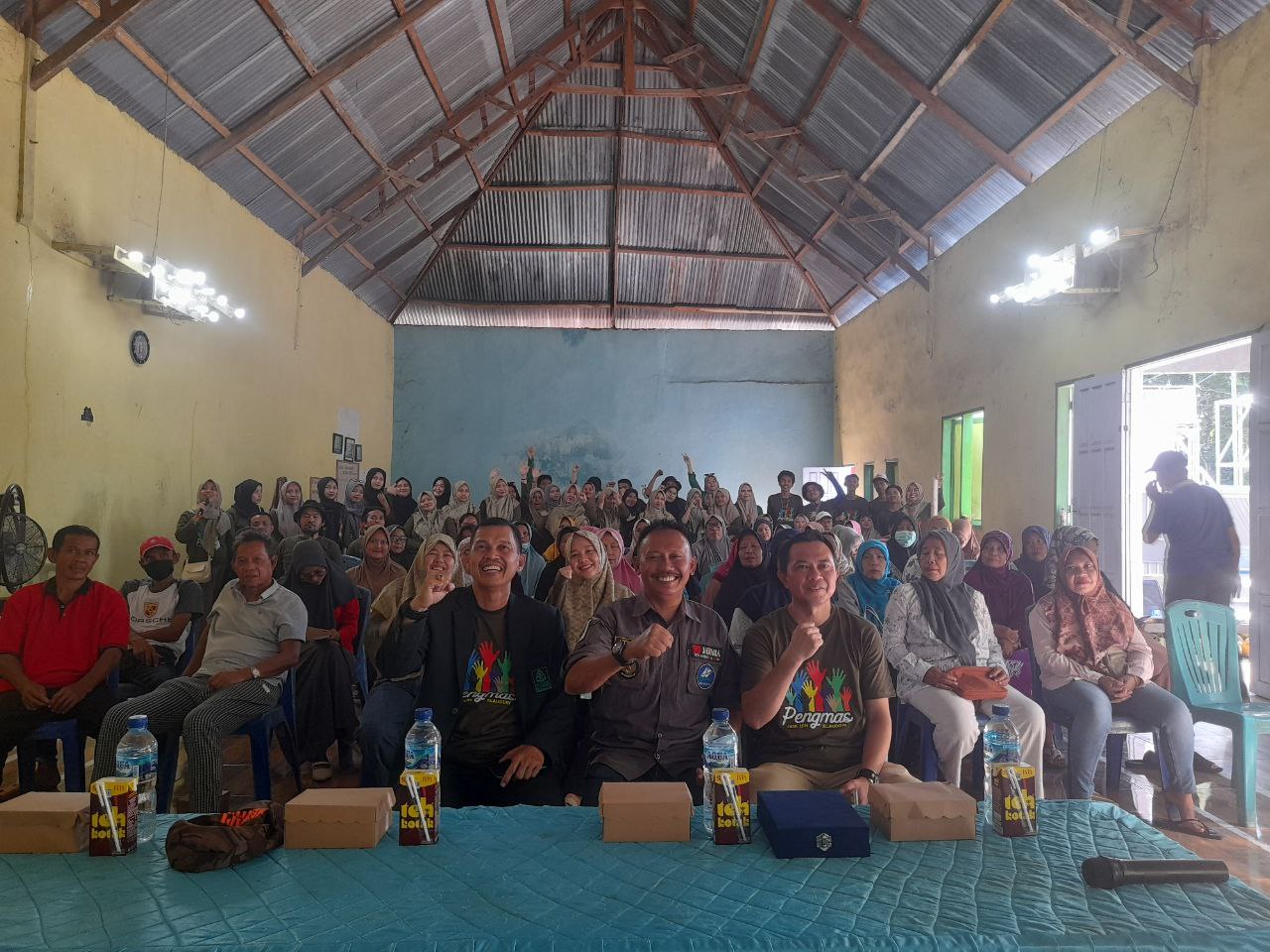 Pengabdian Masyarakat Fakultas Kedokteran dan Ilmu Kesehatan UIN Alauddin Makassar di Desa Bira