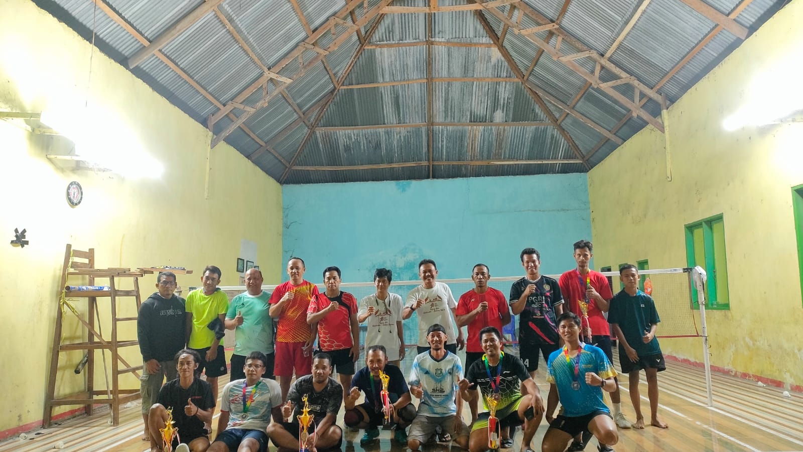 Pebulu Tangkis Desa Bira Juara Satu dalam Ajang Turnamen Bulutangkis Tingkat Desa