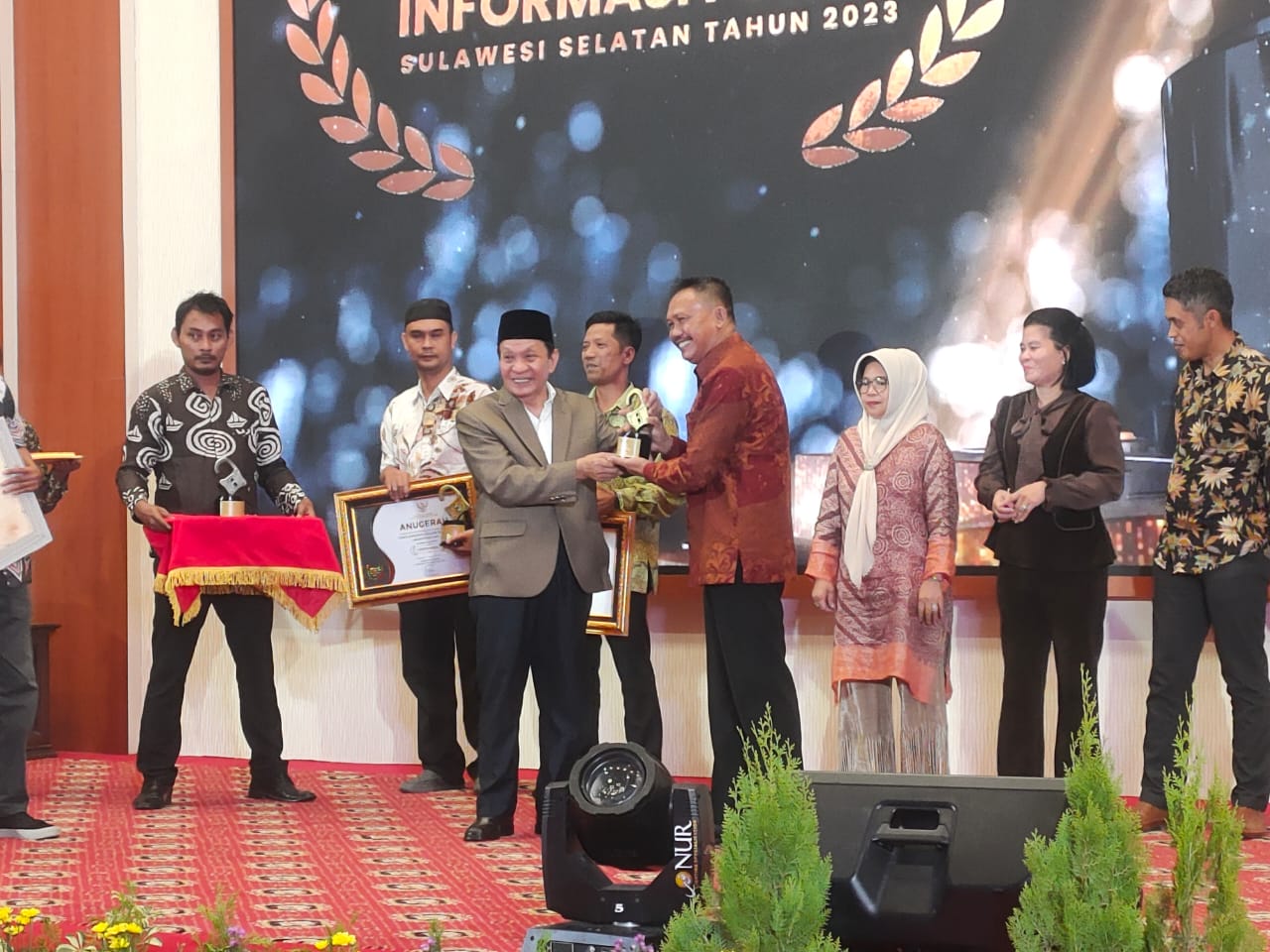Desa Bira Kembali Meraih Penghargaan Informatif Keterbukaan Informasi Publik Komisi Informasi Tingkat Provinsi Sulawesi Selatan Tahun 2023