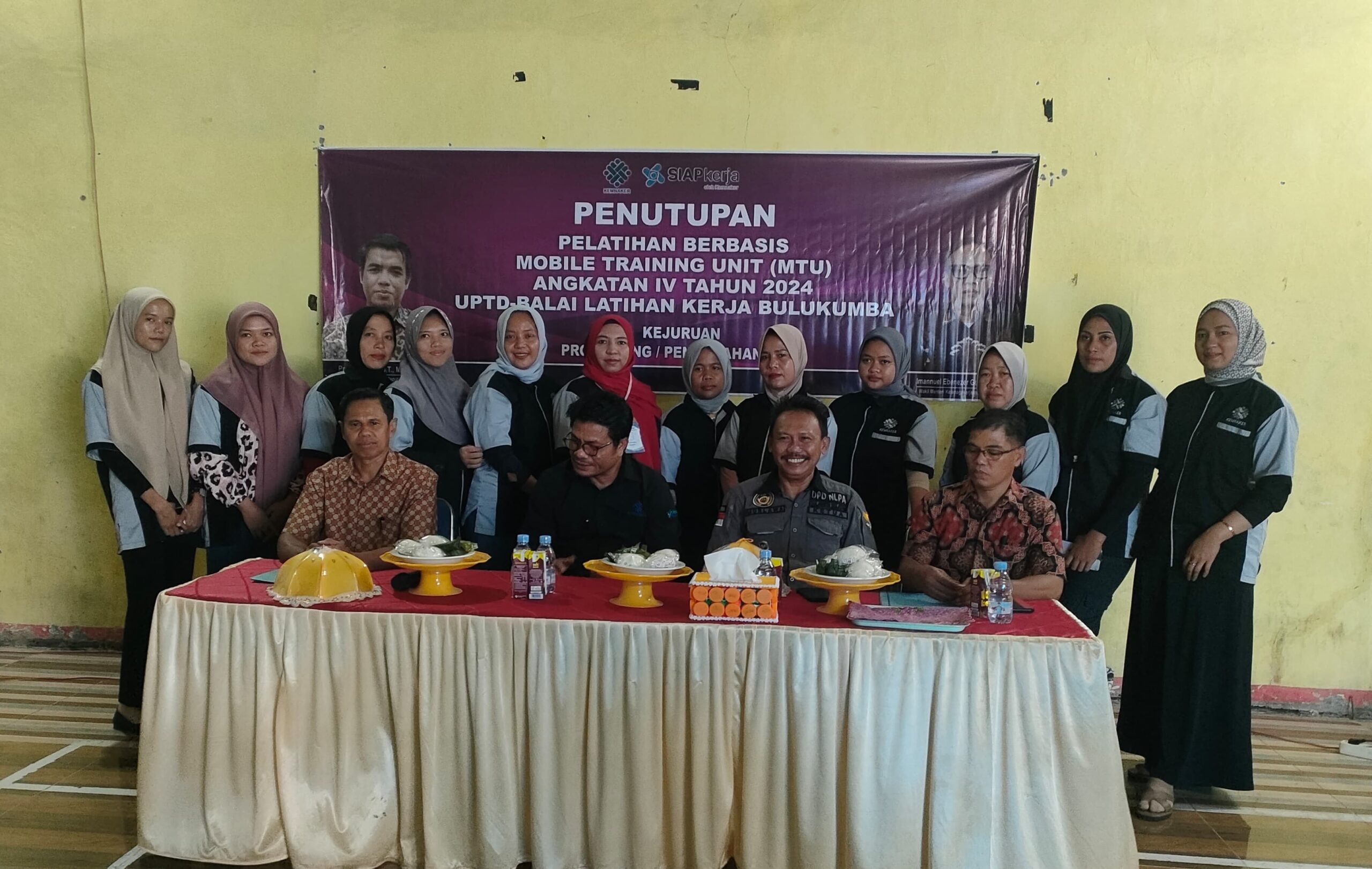 Penutupan Pelatihan Berbasis Mobile Training Unit (MTU) Angkatan IV Tahun 2024 UPTD BLK Bulukumba