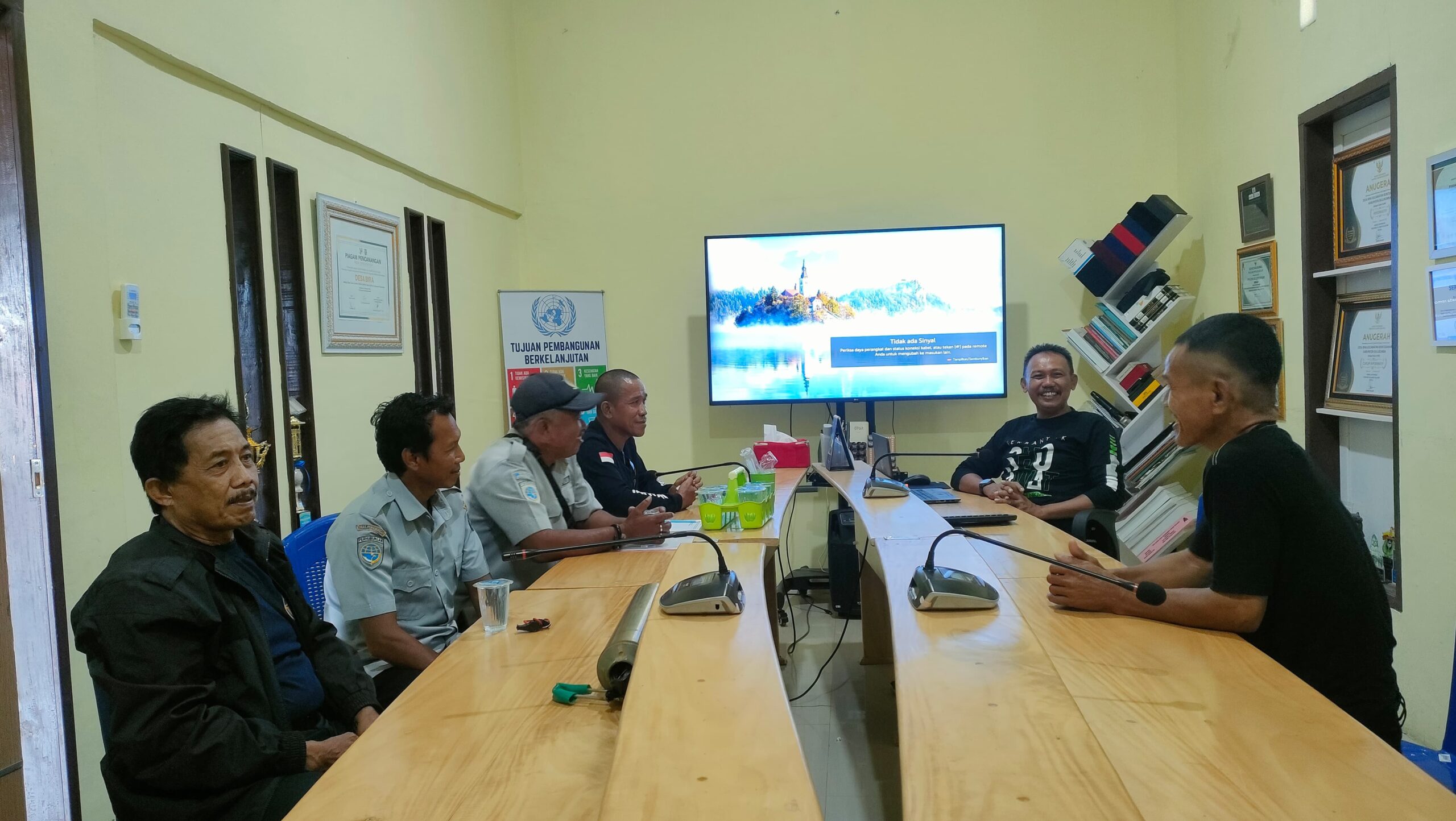 Dinas Perhubungan Melaksanakan Koordinasi dengan Pemerintah Desa Bira